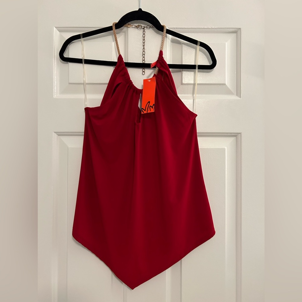 Solid cami top.